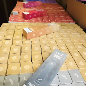 LIMI 7000 PUFFS 超長續航 發光拋棄式電子煙 台灣一次性電子煙推薦