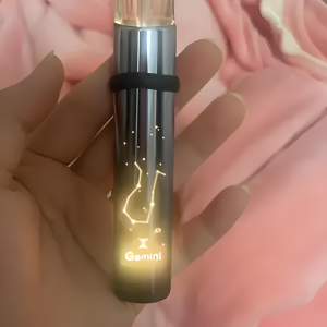炫刻十二星座主機 獨特主題設計、380mAh 續航與 Type-C 智能燈效