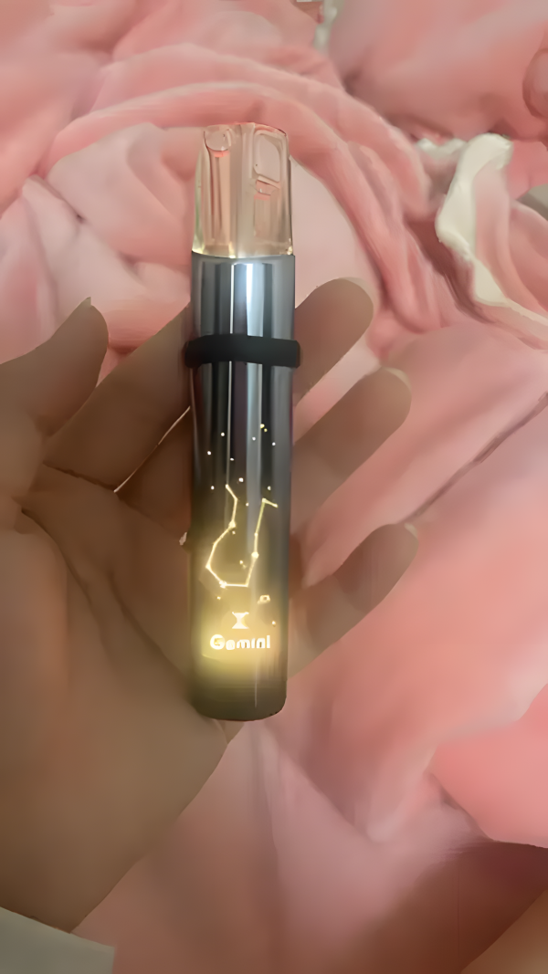 炫刻十二星座主機 獨特主題設計、380mAh 續航與 Type-C 智能燈效
