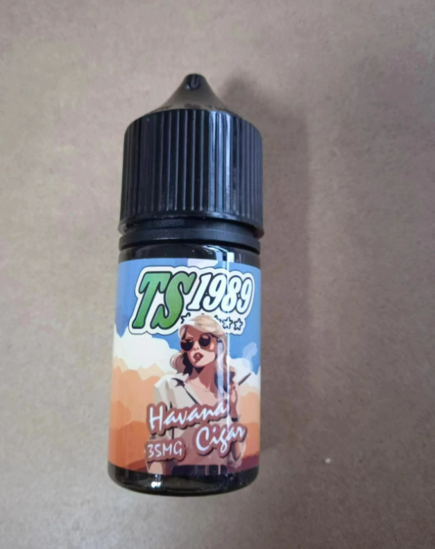 買5送1 TS1989 小煙油 菸草口味系列電子煙油推薦 30ML/35MG 現貨 - 蒸氣公社 買5送1 TS1989 小煙油 菸草口味系列電子煙油推薦 30ML/35MG 現貨:圖片 4